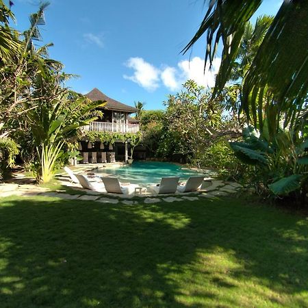 Phinisi Villas - Villa Jempiring Seminyak  Exterior photo